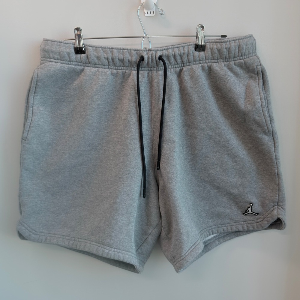 Jordan Fleece Shorts Mens XL Grey Good Jumpman Signature Essentials DA9822-091